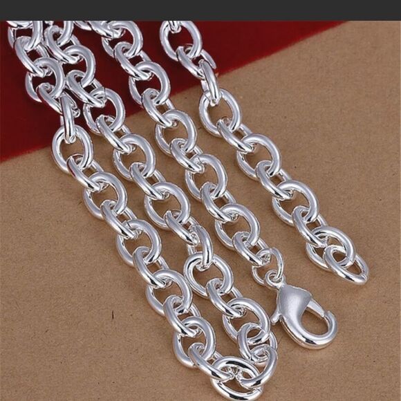 18" Sterling Silver Plated Chain Necklace - Picture 9 of 10